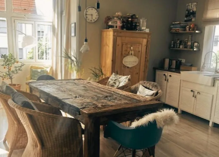 Aussergewoehnliche Boho Mitten In Apartment