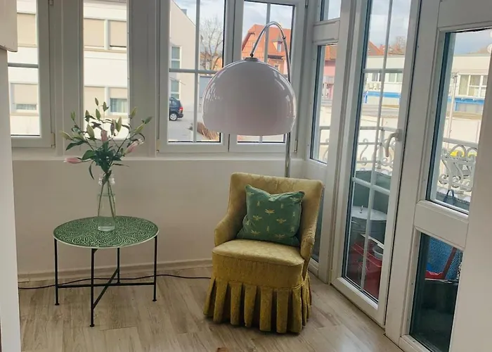 Aussergewoehnliche Boho Mitten In Apartment Zirndorf